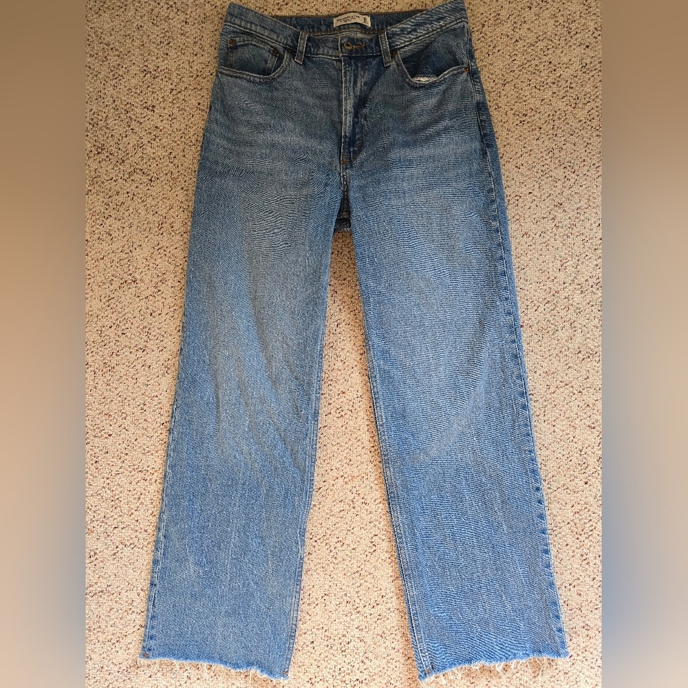 Abercrombie 90's relaxed high rise jean